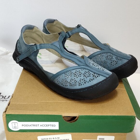 Jambu Creek Denim Daffodil Classic T-Strap Flats Mary Janes 8.5M Adjustable EUC - Picture 2 of 12